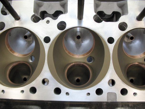 porting-custom-race-head-2.55-intake-and-1.95-exhaust-valves | For ...